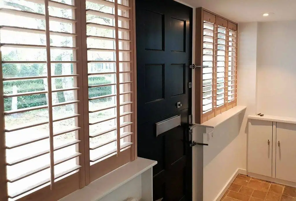 natural shutter voordeur