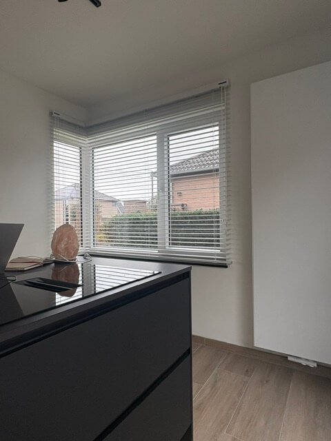 Aluminium jaloezie in Keuken